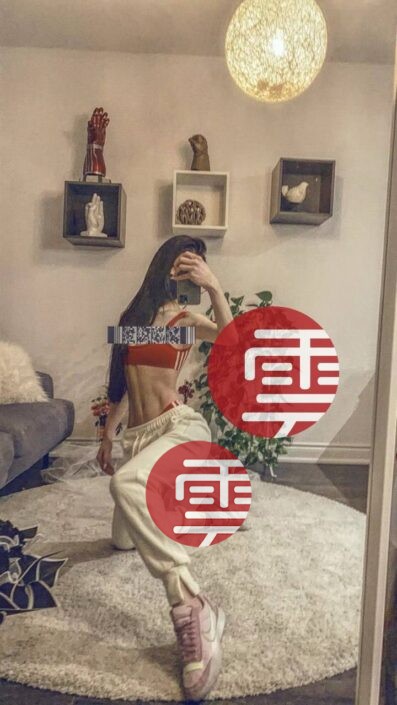 伦敦 马甲线女友 Charlie