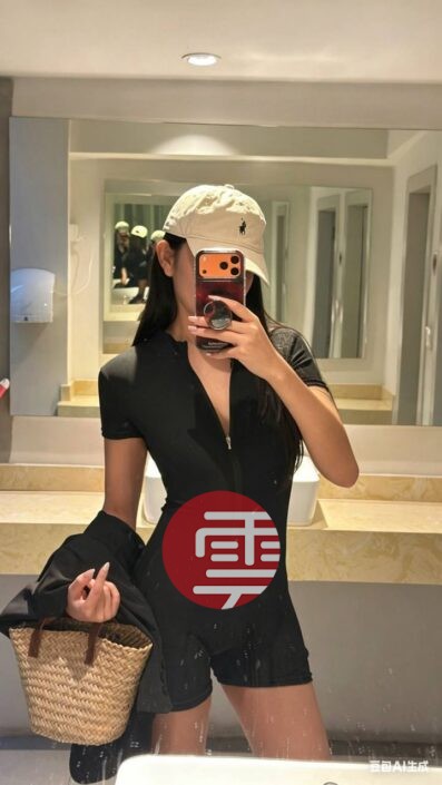 爱丁堡伴游极品美女 Nomi