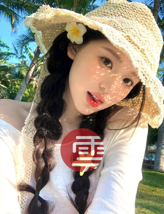纯欲娇小 Nora